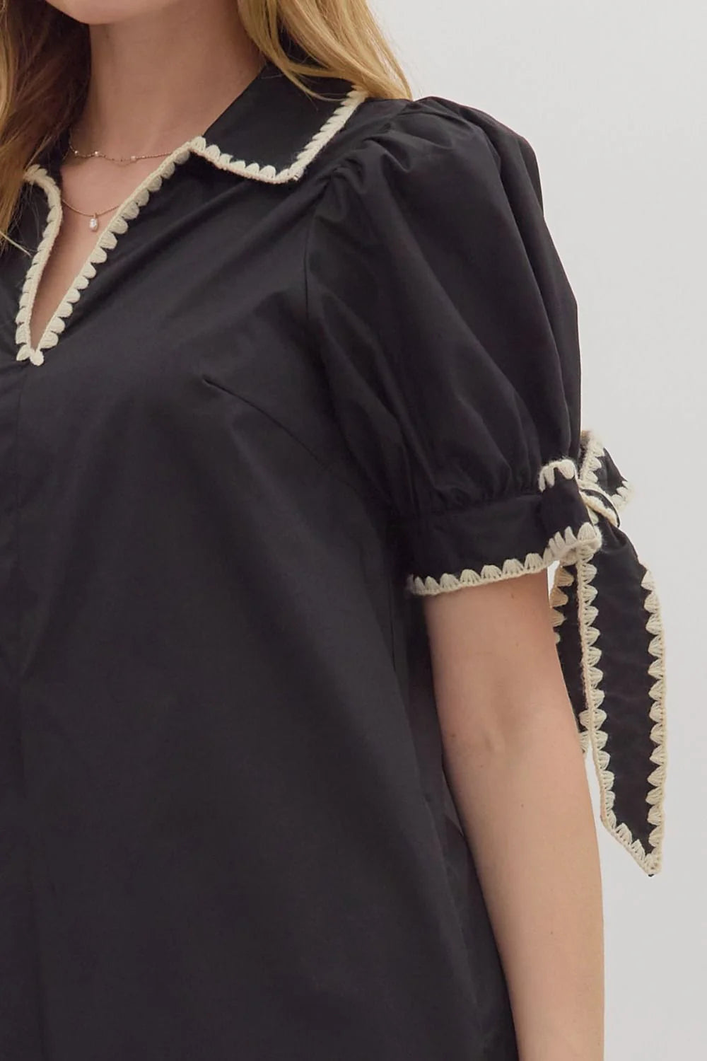Scallop Trim Puff Sleeve Mini Dress Entro
