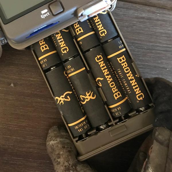 TRAIL CAMERA AA ALKALINE BATTERIES